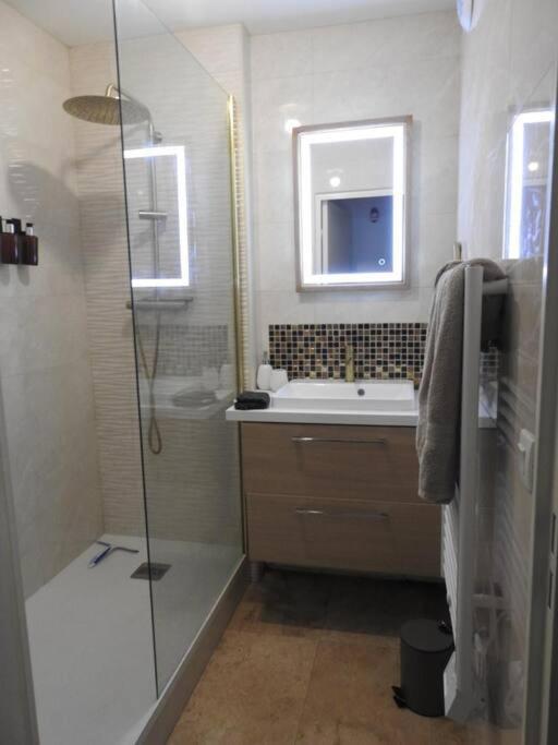 Suite Cosy&Jacuzzi Cenon Zewnętrze zdjęcie